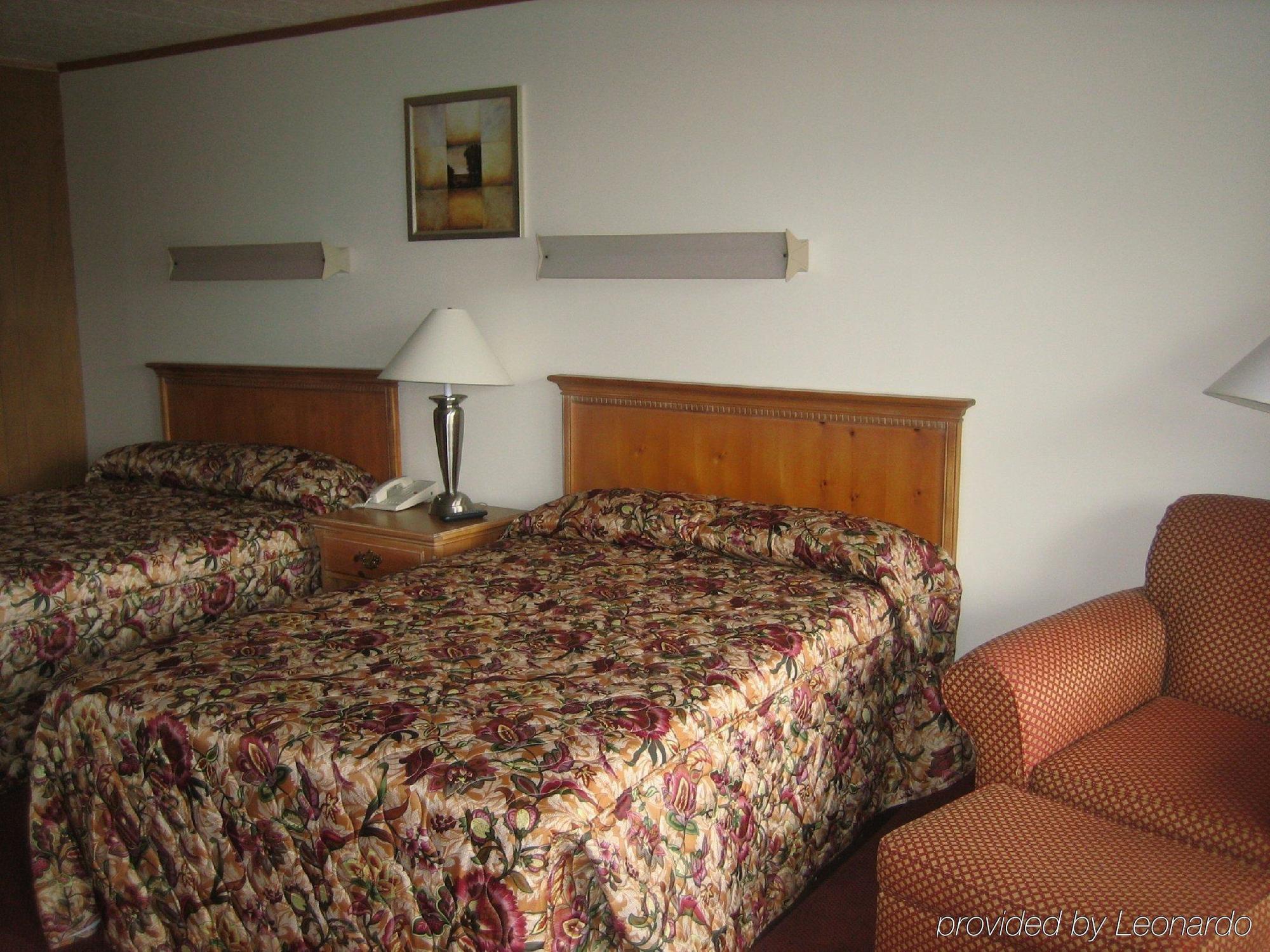 Blue Sky Inn Glens Falls-Saratoga-Lake George Εξωτερικό φωτογραφία