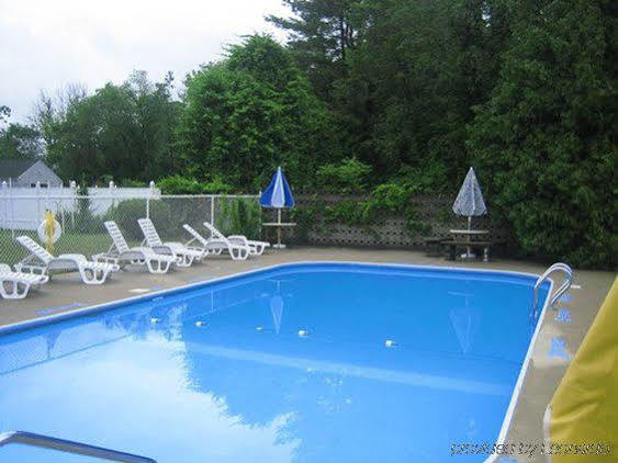 Blue Sky Inn Glens Falls-Saratoga-Lake George Εξωτερικό φωτογραφία